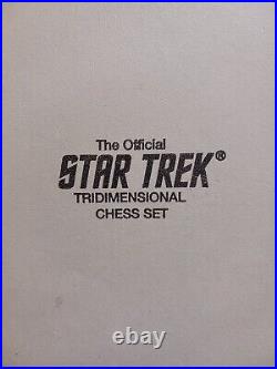 1994 Star Trek 3D Tridimensional Blue Chess Set Silver Gold Franklin Mint withBox
