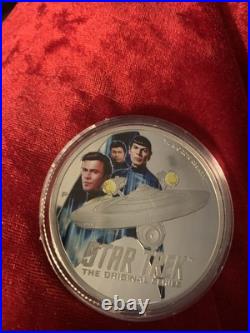 1oz Silver Coin STAR TREKT The Original Series EnterpriseT & Crew 1oz Silver Coin STAR TREKT The Original Series EnterpriseT & Crew