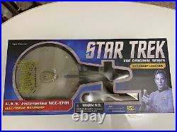 2015 Star Trek Starship Legends Enterprise NCC-1701 Diamond Select Art Asylum