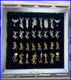 25th Anniversary Star Trek Gold & Silver Chess Set by Franklin Mint