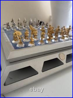 25th Anniversary Star Trek Gold & Silver Chess Set by Franklin Mint Collectors