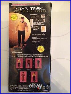 5 STAR TREK TOS 9 Action Figures UHURA Sulu CHEKOV Kirk VINTAGE 90's Playmates