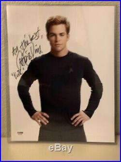 Chris Pine Signed Star Trek 11x14 Photo PSA/DNA