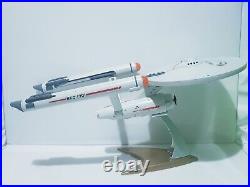 Classic STAR TREK U. S. S. ENTERPRISE NCC-1701 Playmates Stock No. 6116 1995