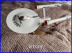 Classic Star Trek, Playmates 1996 U. S. S. Enterprise N. C. C. 1701