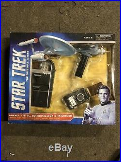 Diamond Select Tv Star Trek Original Phaser Pistol Communicator Tricorder Set