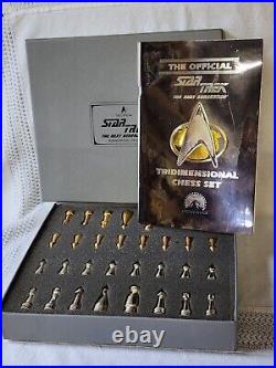 Franklin Mint Star Trek Tridimentional Chess Pieces in Original Box Instructions