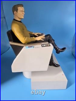 Hollywood Collectibles Star Trek Captain James T. Kirk 16 Scale Statue 078/600