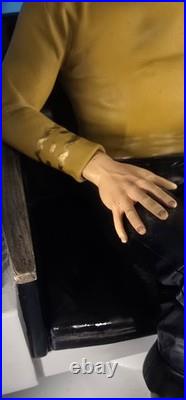 Hollywood Collectibles Star Trek Captain James T. Kirk 16 Scale Statue 078/600