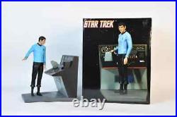 Mr. Spock Star Trek Lim. Ed. Statue Hollywood Collectibles Group with Original Box