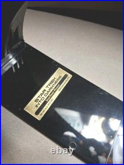 Nice Original 2013 Star Trek Into Darkness Phaser Ltd Ed Gift Set & Original Box