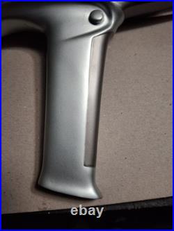 Nice Original 2013 Star Trek Into Darkness Phaser Ltd Ed Gift Set & Original Box