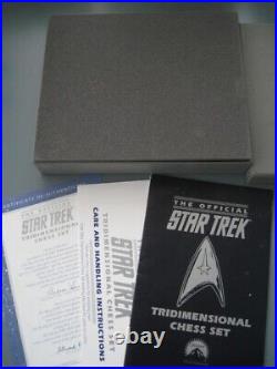 Official Franklin Mint Ltd Edition Star Trek Tridimensional Chess Set With Board