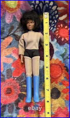 Original Lt Uhura 1972 Star Trek MEGO 8 Action Figure Original Lt Uhura 1972 Star Trek MEGO 8 Action Figure