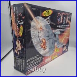 PLAYMATES Star Trek Generations Starship Enterprise NCC-1701-D No. 6171 1994