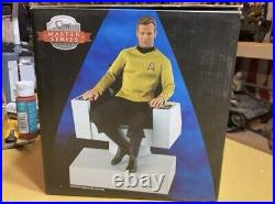 QMX Star Trek Original Series Enterprise Captain Kirk Chair 16 Sixth Scale