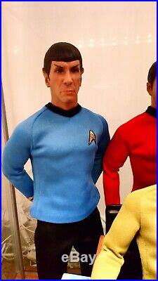 Qmx Star Trek Original set Exclusive kirk, Spock and McCoy + Scotty and chair