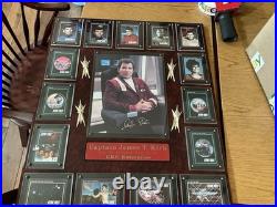 SHATNER SIGNED STAR TREK PLAQUE PHOTO AND Trading Cards