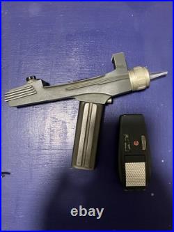STAR TREK Phaser 2 Nonfunctional Replica Prop likely Ed Miarecki, imperfect