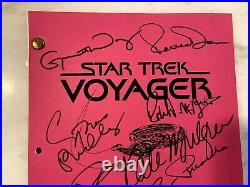 STAR TREK VOYAGER Signed Script 9 Autographed Cast Members Kate Mulgrew, etc