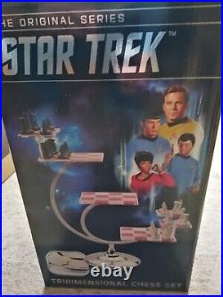 Star Trek 3D chess set boxed never used