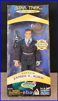 Star Trek A Piece of the Action Captain Kirk Limited Edition Figure 5000 Made