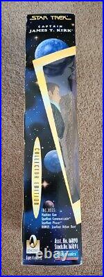 Star Trek A Piece of the Action Captain Kirk Limited Edition Figure 5000 Made