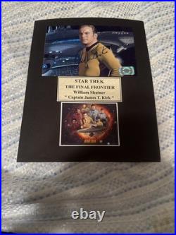 Star Trek Autographed Photo Leonard captain kirk William Shatner Original