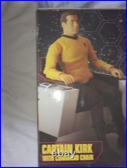 Star Trek Captain Kirk And Command Chair Figure Diamond Select/CBS/Art Asylum