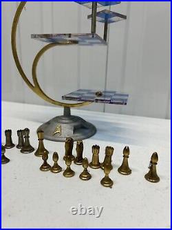 Star Trek Chess 3D Set. VINTAGE 1994 FRANKLIN MINT Missing a few pieces