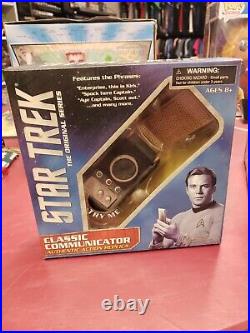 Star Trek Classic Communicator by Diamond select Captain James Kirk New In Box