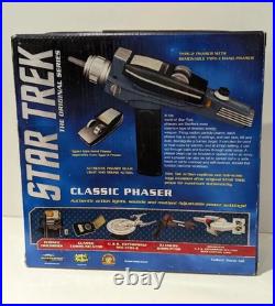 Star Trek Classic Phaser 2012 Art Asylum Diamond Select Toys Electronic Replica