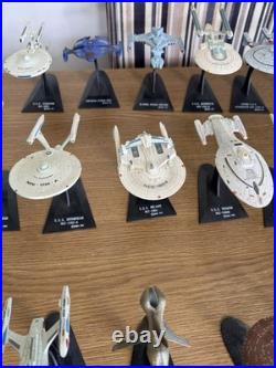 Star Trek Futura Starships vol 1 & vol 2 complete withstands and original bags