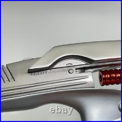 Star Trek Into Darkness Starfleet Phaser with Stand PLJ 0924-110966 Prop Replica