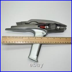 Star Trek Into Darkness Starfleet Phaser with Stand PLJ 0924-110966 Prop Replica