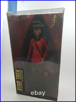 Star Trek Lieutenant Uhura Barbie Doll 2016 Black Label Mattel Dgw70 Nrfb