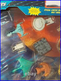 Star Trek Micro Machines Limited Edition Collectors Set withstands