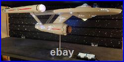 Star Trek Original USS Enterprise Completed Model With Lighting Effects