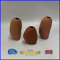 Star Trek Strange New Worlds? Authentic Prop? Uhura's Clay Vases