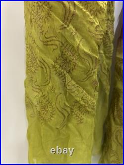 Star Trek Strange New Worlds? Authentic Prop? Uhura's Indian Scarf B