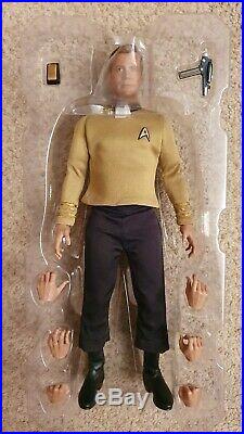 Star Trek The Original Series Captain James T Kirk QMX 1/6 Figure Shatner