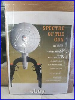 Star Trek The Original Series Juan Ortiz 2013 Poster 1824 SPECTRE OF THE GUN