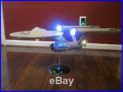 Star Trek U. S. S Enterprise FULLY LIGHTED 1350 Scale Original Series Model