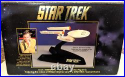 Star Trek USS Enterprise Lighted Figurine Featuring The Voice Of Shatner Music Star Trek USS Enterprise Lighted Figurine Featuring The Voice Of Shatner Music