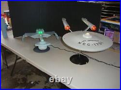 Star Trek Uss Enterprise 1/350 Scale Lighted Display Artisan Replica