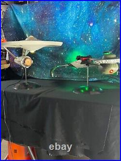 Star Trek Uss Enterprise 1/350 Scale Lighted Display Artisan Replica