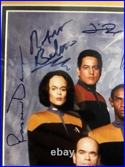 Star Trek Voyager Original Cast Signed Framed Photo Genuine Autographs