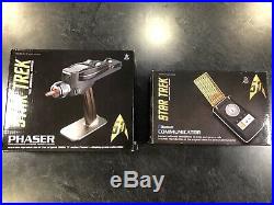 The Wand Company Star Trek Original Series Phaser And Comm. Signed By Shatner