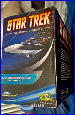 U. S. S. Enterprise NCC-1701 STAR TREK Art Asylum Diamond Select Mirror Mirror NIB