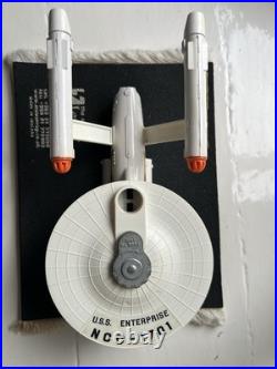 USS ENTERPRISE DINKY STAR TREK 1976 with shuttle, photons and original box